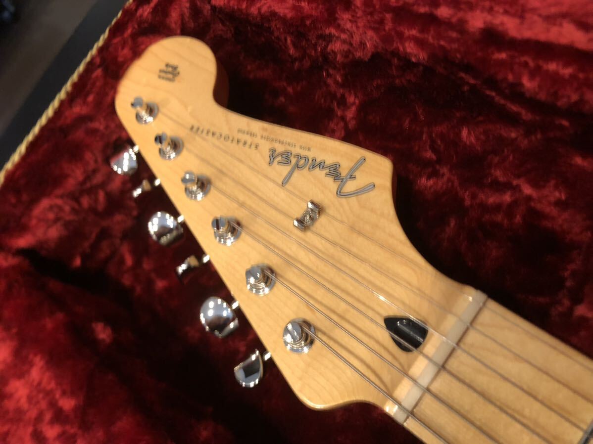 Fender Made in Japan Made in Japan Hybrid II Stratocaster (3-Color Sunburst/Maple)の画像2