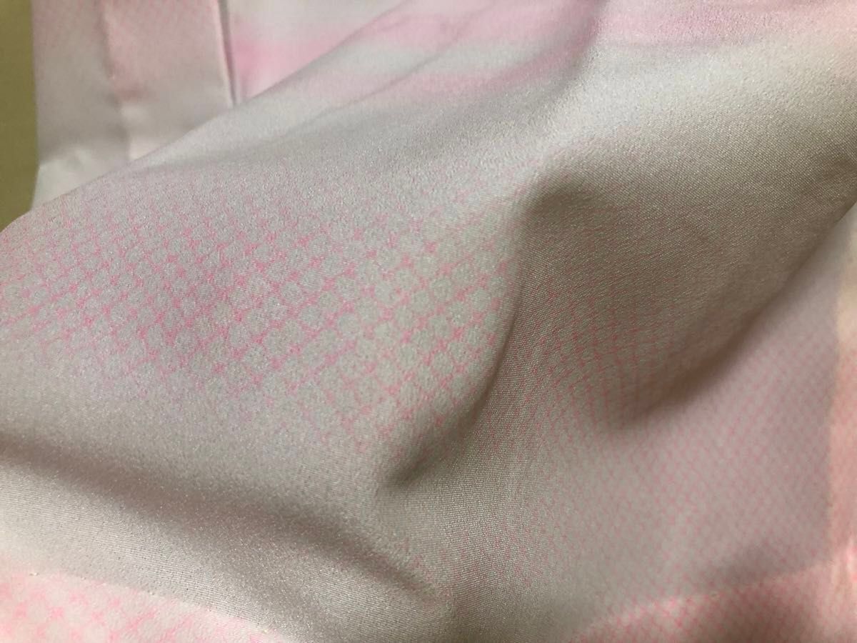 【洗える長襦袢】ポリエステル　ピンク　白　グラデーション　霞　絞り風　未使用品　しつけ糸付き