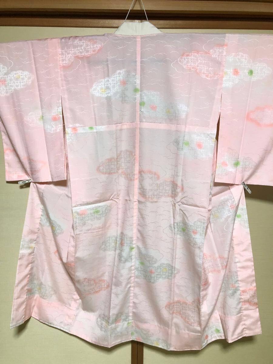 【洗える長襦袢】薄ピンクに雲紋/パステルカラーの水玉　ポリエステル　江戸仕立て　普段着物　袖無双　対応身長157cm 
