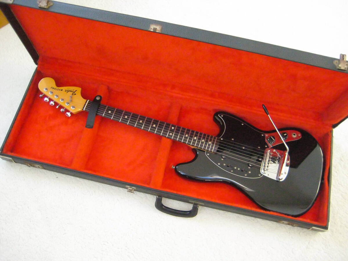 値下げ！【良品】Fender USA Mustang black 1977年 フェンダー ムスタング 黒 Char ヴィンテージの画像1