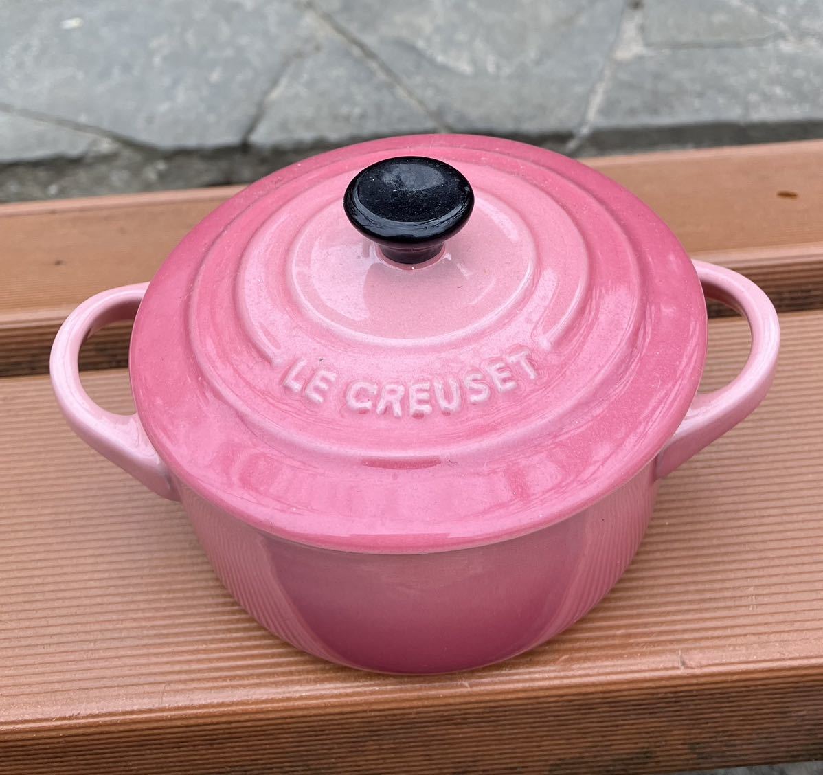 Le Creuset ミニ　ココット　10cm 陶器製　ピンク　送料無料_画像1