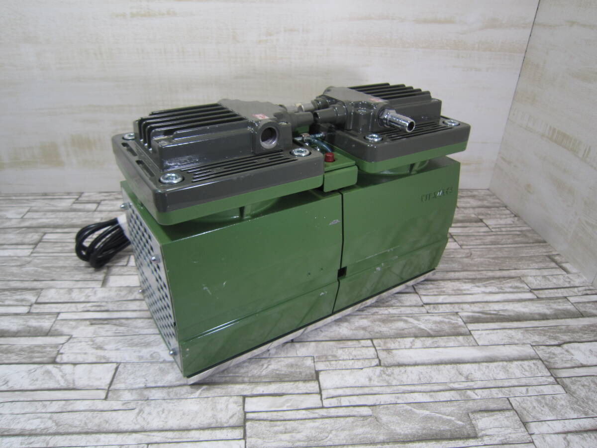 ULVAC DIAPHRAGM VACUUM PUMP DA-60D ダイヤフラム真空ポンプ_画像1