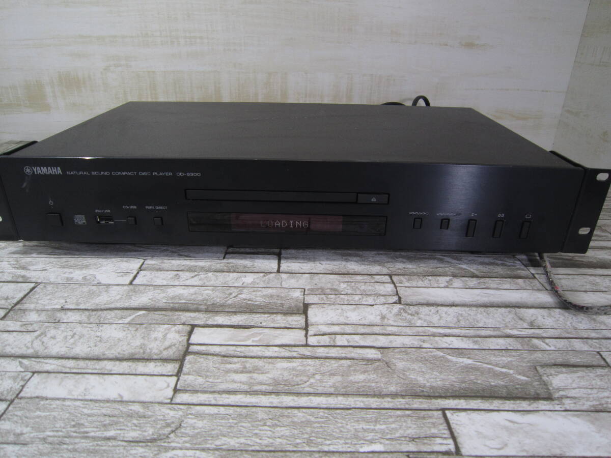 YAMAHA NATURAL SOUND COMPACT DISC PLAYER CD-S300 CDプレーヤーの画像1