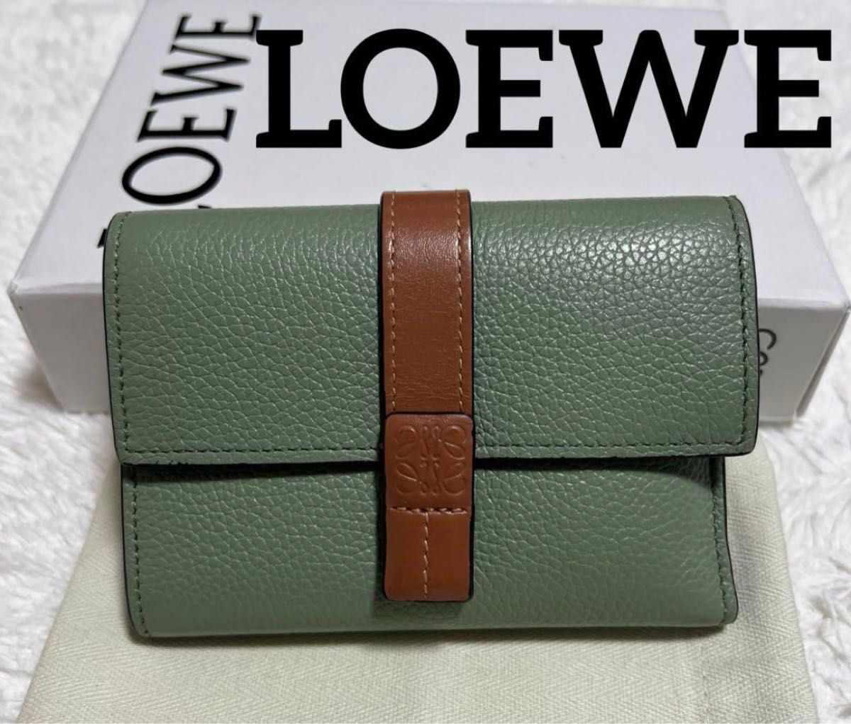 綺麗 LOEWE ロエベ カーフ ローズマリー・タン 三つ折り財布 折 綺麗 LOEWE ロエベ カーフ ローズマリー・タン 三つ折り財布 折