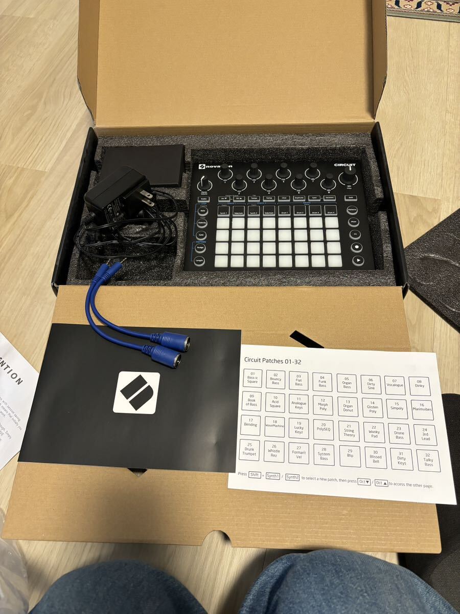 【動作確認済】Novation CIRCUIT リズムマシン シーケンサー ノベーション _画像1