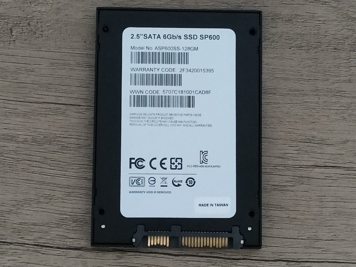 ADATA SP600 2.5inch SATA Solid State Drive 128GB 【内蔵型SSD】_画像2