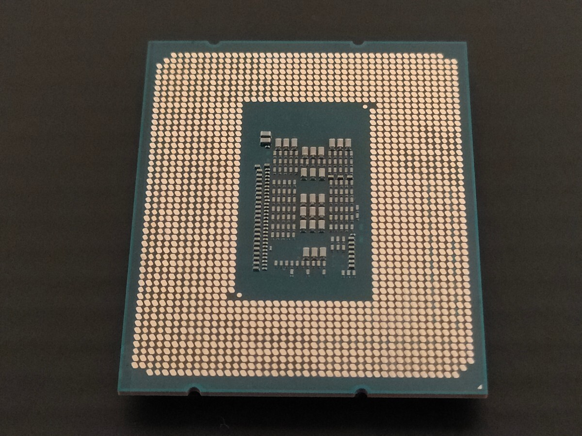 Intel Core i5-12500 [CPU]