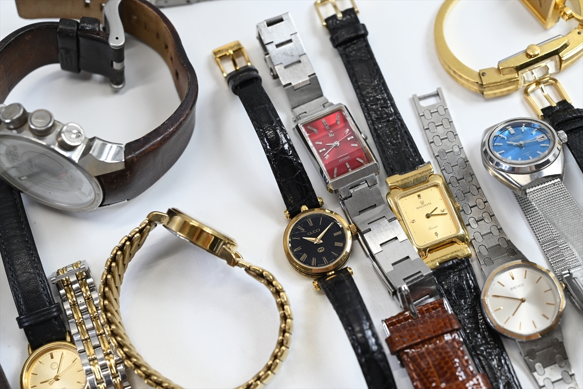 腕時計 約50本セット RADO/TISSOT/SEIKO/CITIZEN/GUCCI/WALTHAM/DIESEL/EXCEED 懐中 クオーツ ビンテージ 大量 まとめ売り ジャンク機械式4_画像7