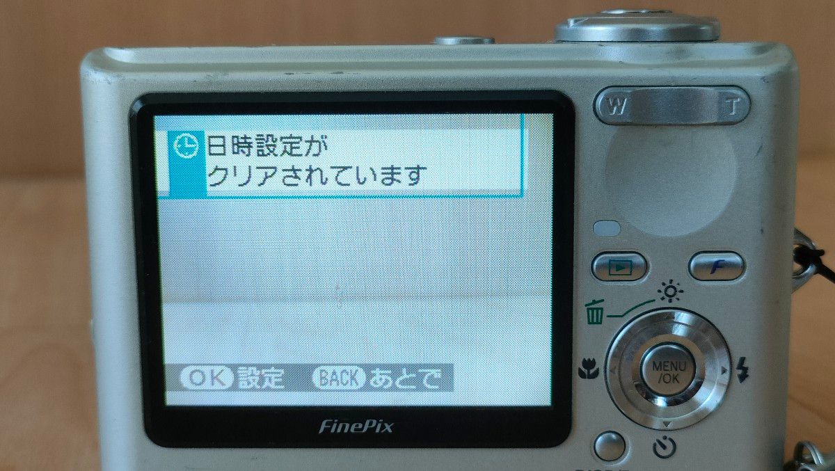 【動作確認済】FUJIFILM FinePixF10 コンパクトデジタルカメラ デジカメ レトロコンデジ fujifilm f10