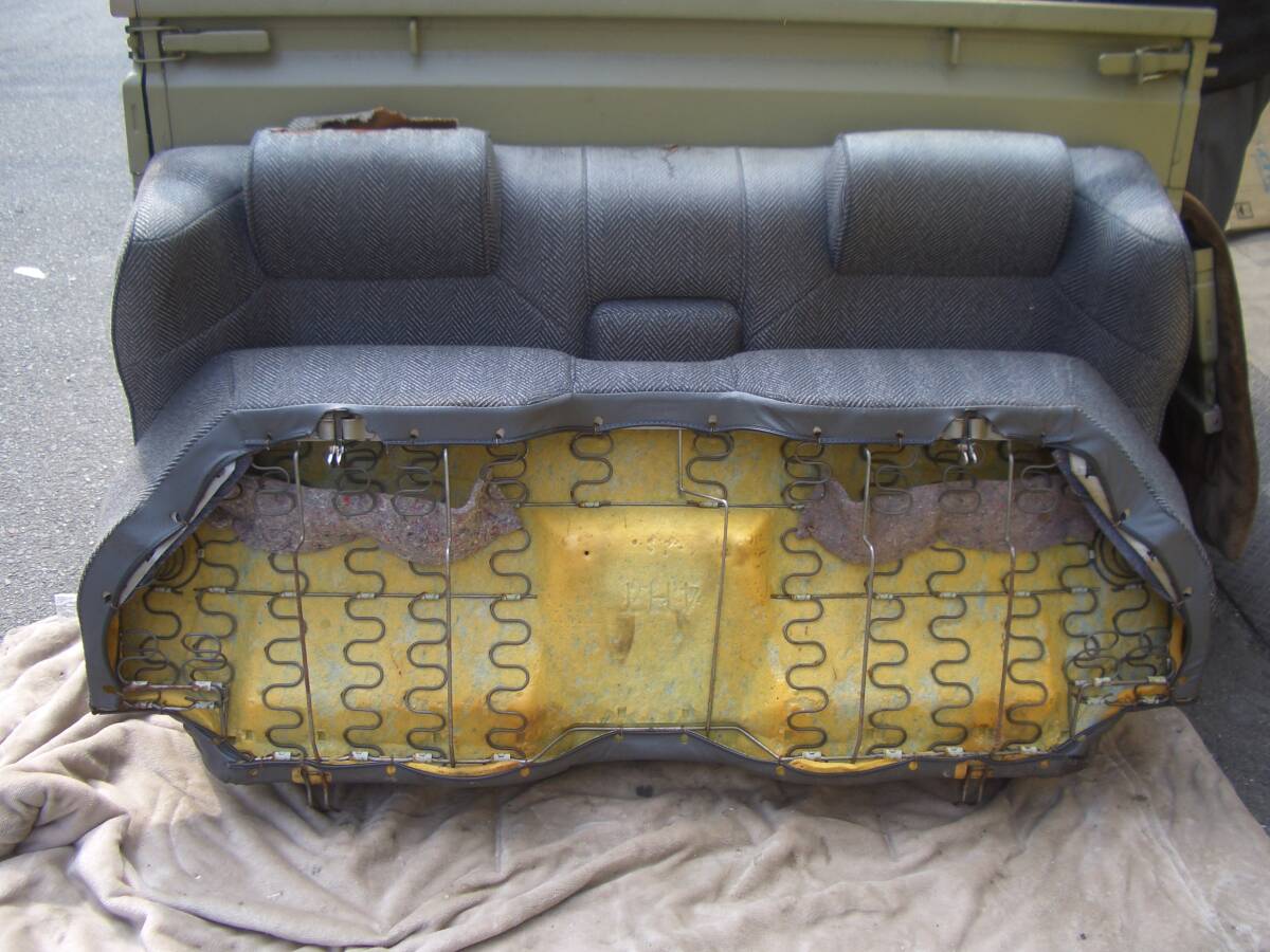 HCFS Mazda Luce старый машина подлинная вещь оригинальный задние сидения [H]