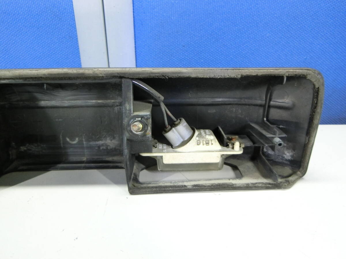 [K733] Pajero Mini H53A H58A задняя дверь отделка подсветка номера MR322537