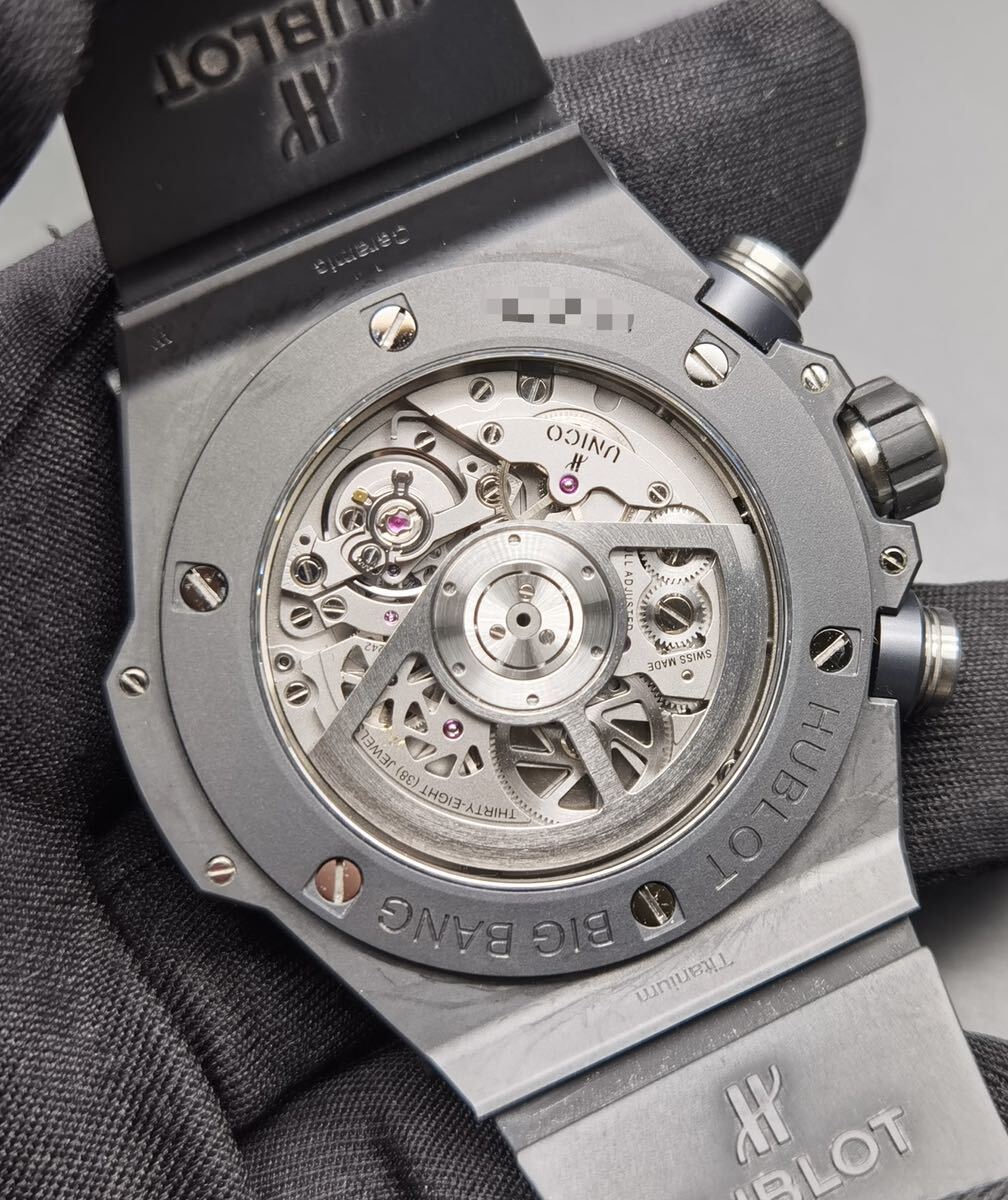 中古美品 ウブロ HUBLOT ビッグバン ウニコ ブラックマジック 411.CI.1170.RX クロノグラフ セラミック チタン 自動巻き メンズ 腕時計_画像4