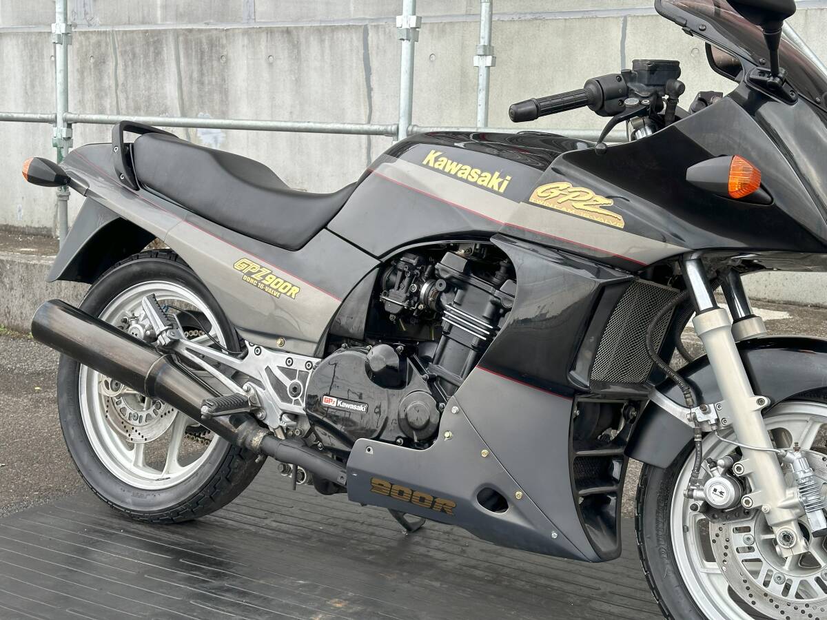 超極上GPZ900R A1 エンジン絶好調!! 人気カラー!! KAWASAKI カワサキ エンジン実働 動画あり ニンジャ NINJA GPZ750 GPZ550 トップガン_画像2