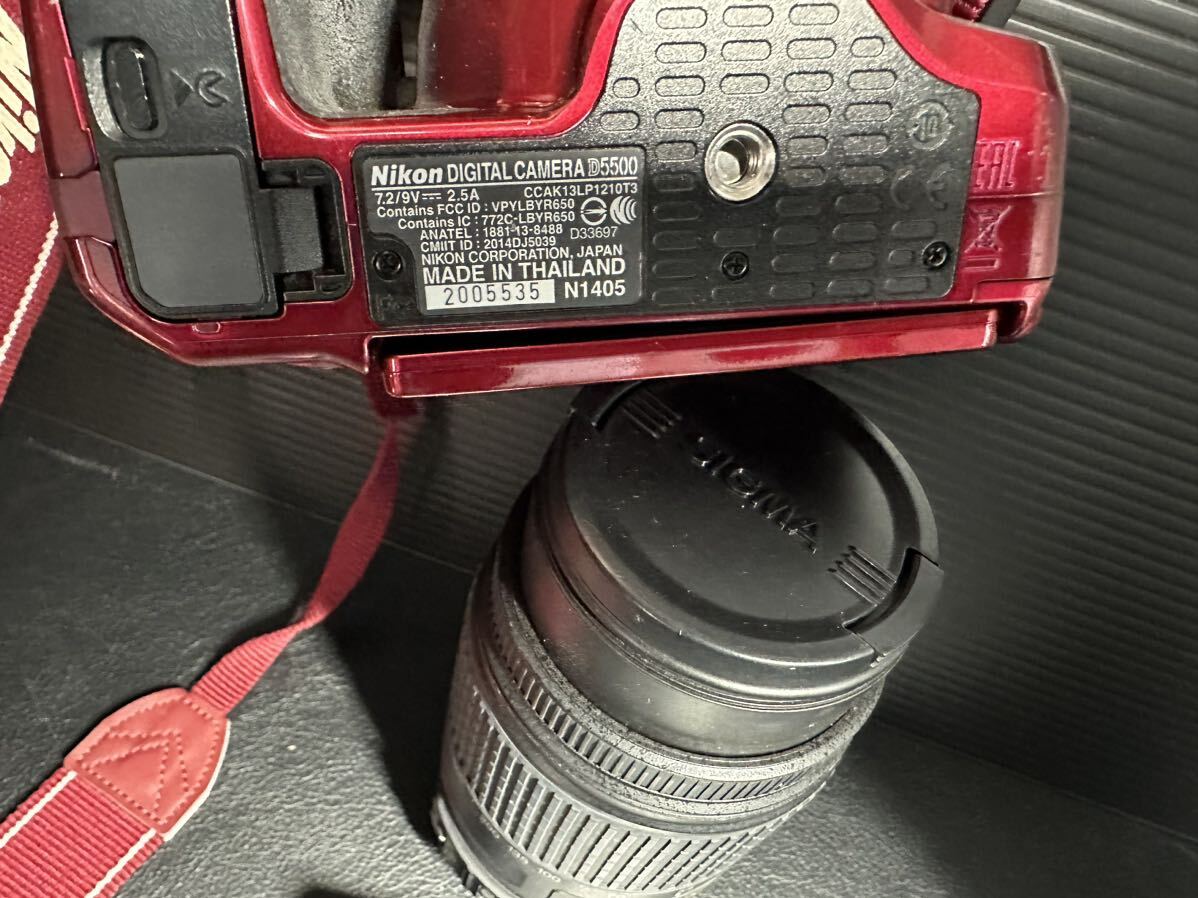 ◯ Nikon ニコン D5500 レッド ボディ デジタル一眼レフカメラ ダブルズームキット DX VR AF-S NIKKOR 18-55mm 55-300mm バッテリー ２個付_画像10