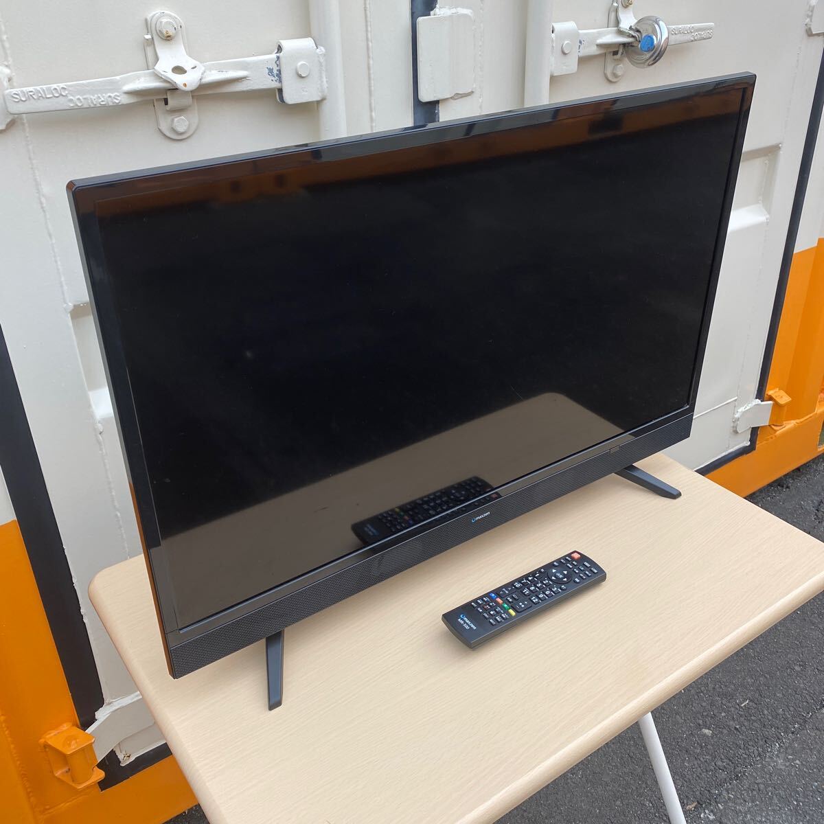 MAXZEN ハイビジョン液晶テレビ　32v型　J32SK03 リモコン　B-CASカード付 中古品　動作確認済_画像1