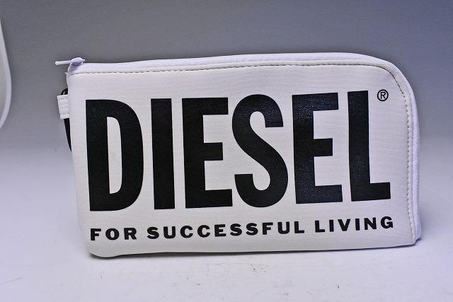 DIESEL ★ ディーゼル ★ マルチケース マスクコード セット 白 ★ 非売品 ★ 中古品_画像2