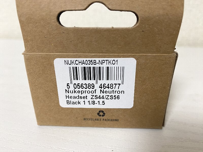 送料無料■未使用 Nukeproof Neutron ZS44/ZS56 Black Headset ヘッドパーツ 1 1/8" - 1.5" テーパードの画像4