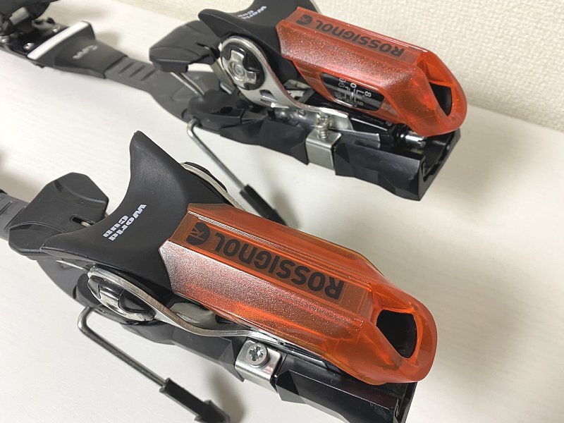 送料無料 ROSSIGNOL/ロシニョール ビンディング AXIAL2 World 送料無料 ROSSIGNOL/ロシニョール ビンディング AXIAL2 World