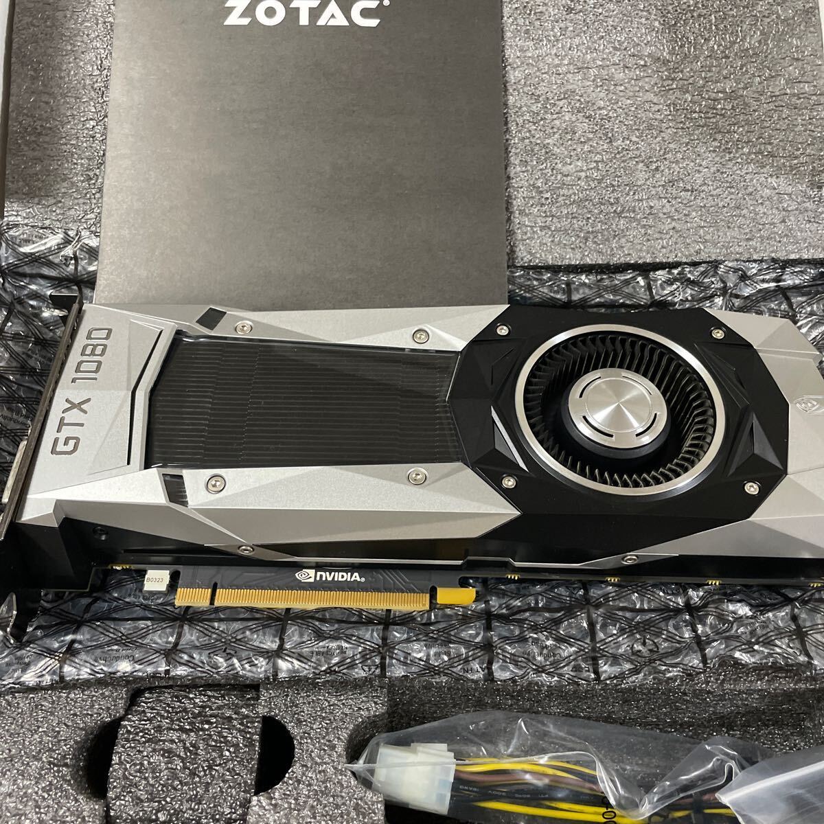 ZT-P10800A-10P/ZTGTX1080-8GD5XFE001 ［ZOTAC GeForce GTX 1080 Founders Edition］_画像5