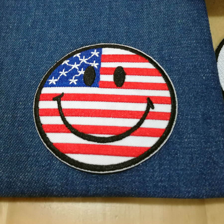 SMILE フラッグ アイロンワッペン パッチ ニコちゃん 国旗 アメリカ 星条旗 USA