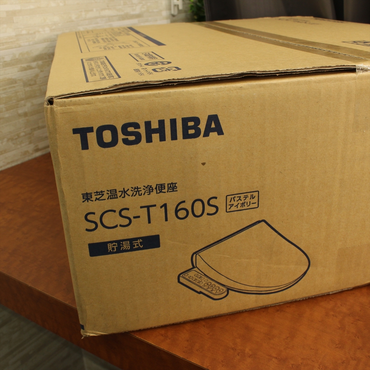 ▼ TOSHIBA 東芝 SCS-T160S 温水洗浄便座 未使用品_画像2