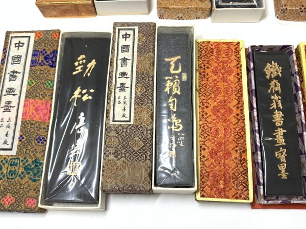 書道家宅より 未使用 中国 書画墨 10点まとめてセット 総重量843g 書道具 油煙 古墨 鉄斎翁書画寶墨 上海墨廠 文房四宝 唐物 中国美術_画像5