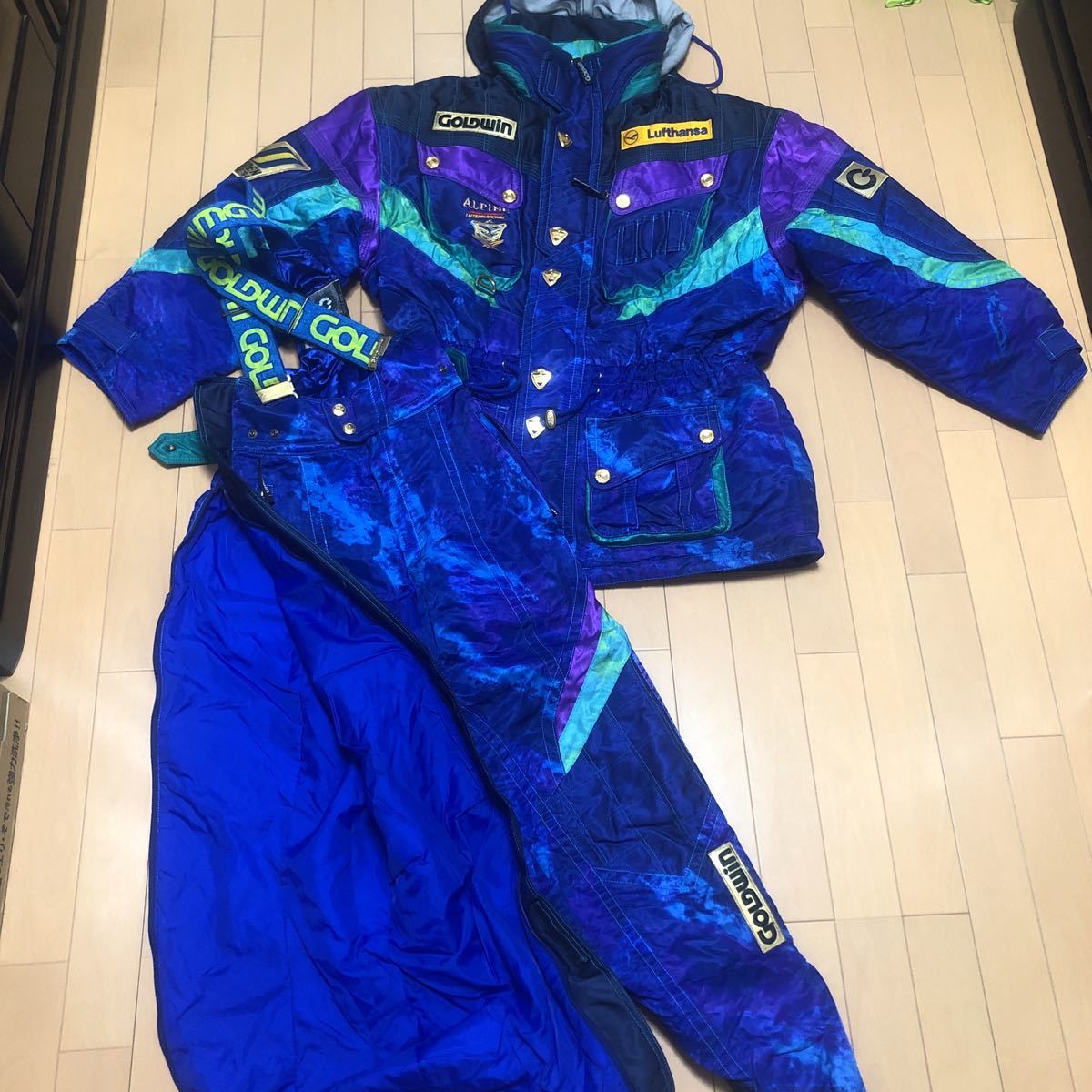 美品 ゴールドウィン スキーウェア上下セット 上着サイズO サロペット
