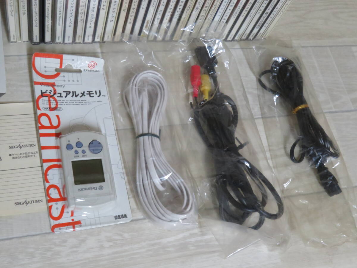 美品! SEGA セガ Dreamcast ドリームキャスト HKT-3000 本体 コントローラー 元箱 付属品完備 + 希少ソフト×30本 まとめ売り 追加画像有り_画像3