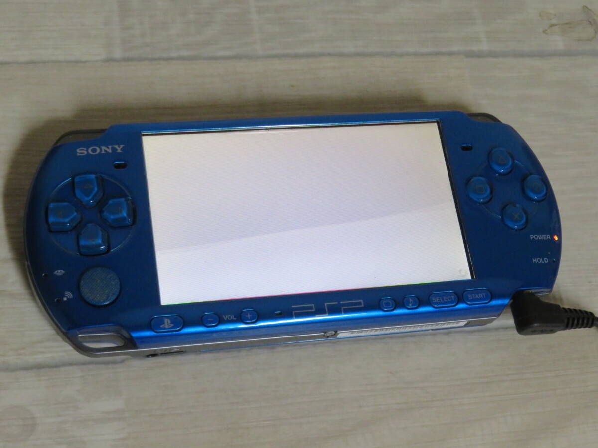 美品! SONY PSP本体 PSP-3000×6台 / PSP-2000×1台 / PSP-1000×1台 計8台 + ソフト×16本 まとめ売り 室内保管品 追加画像有り_画像3