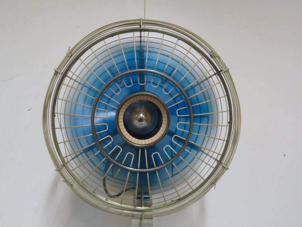 TOSHIBA Toshiba electric fan 30cm ME shape Showa Retro blue 4 sheets wings root . seat .. that time thing indoor keeping goods addition image equipped 
