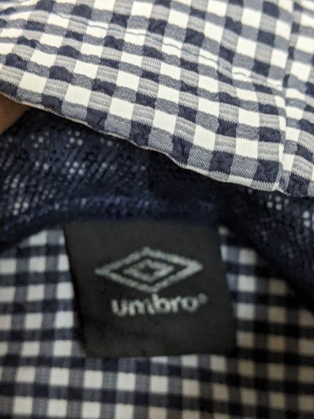 17．UMBRO アンブロ デカロゴ ダイヤ ギンガム チェック柄 ジップアップ ポリエステル パーカー フーディー メンズM 紺白赤y907_画像4