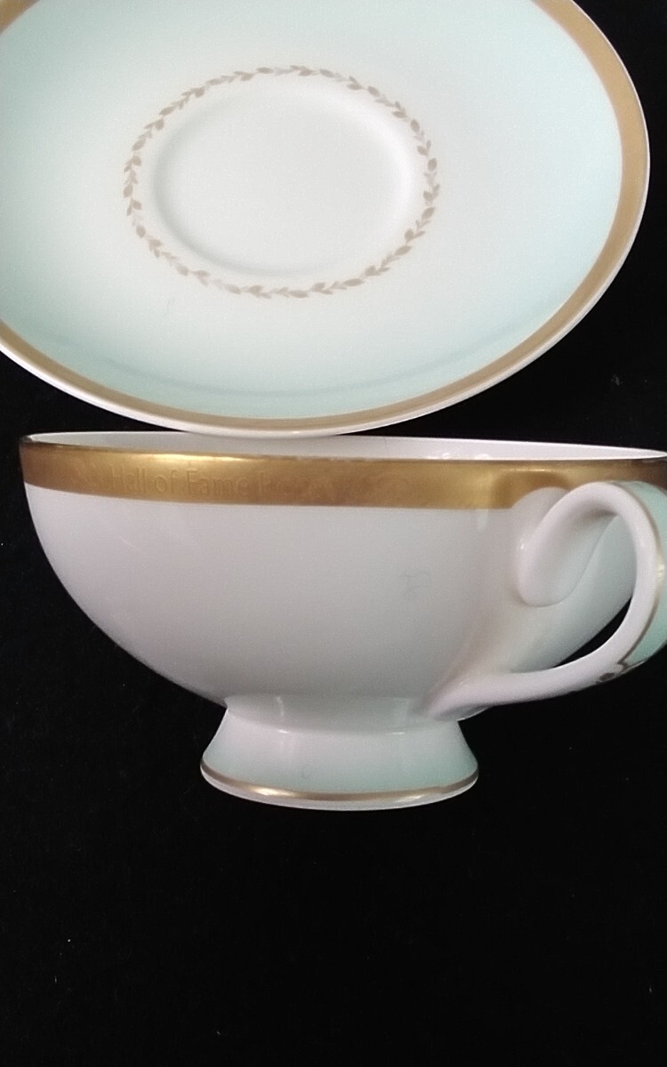 A503 NARUMI Hall of Fame Roses Bone China カップ&ソーサー２客 バラ柄 金彩 ヴィンテージ 洋食器 ナルミの画像3