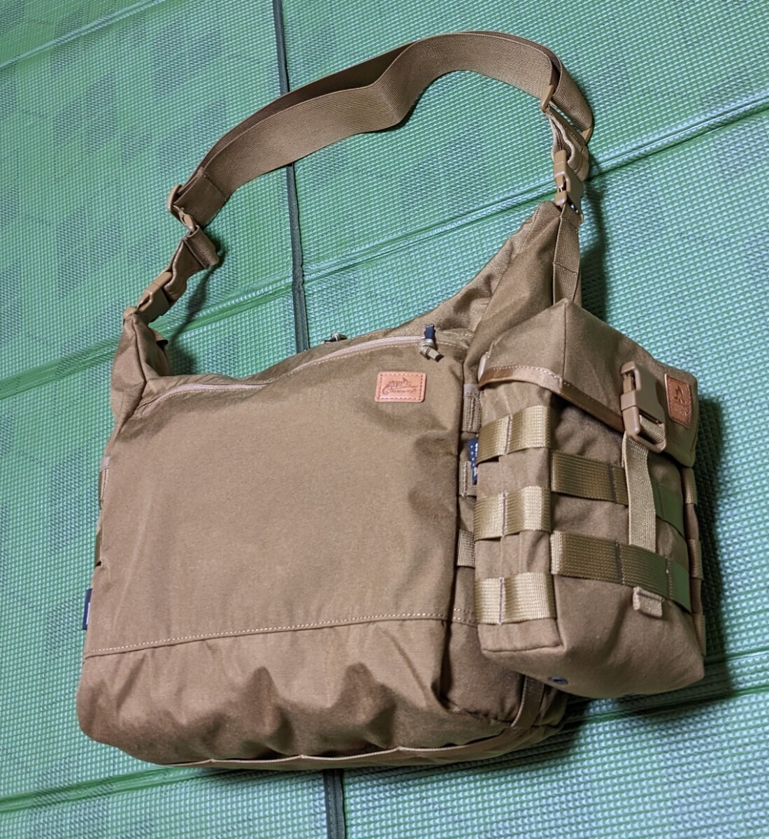 美品 ヘリコンテックス ブッシュクラフト サッチェルバック コヨーテブラウン 中古美品 HELIKON-TEX ヘリコンテックス ブッシュクラフト