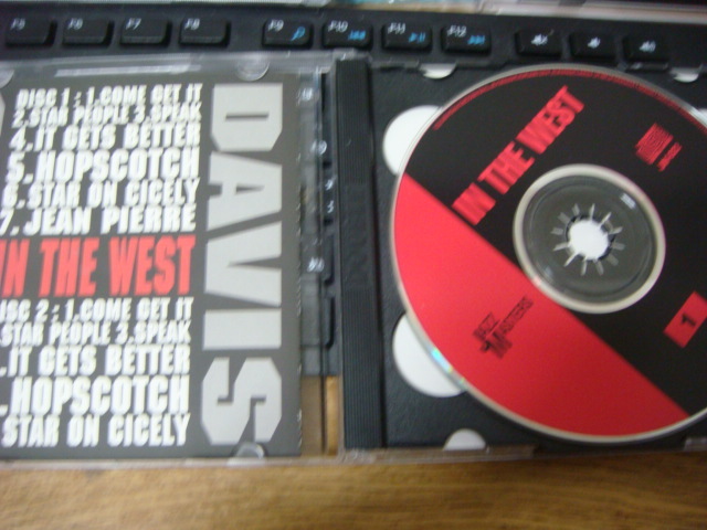 MILES DAVIS IN THE WEST ２ｃｄ 83年 ギルエヴァンス とのダブルビルライブ 大阪 フェスティバルホール ライブ_画像3