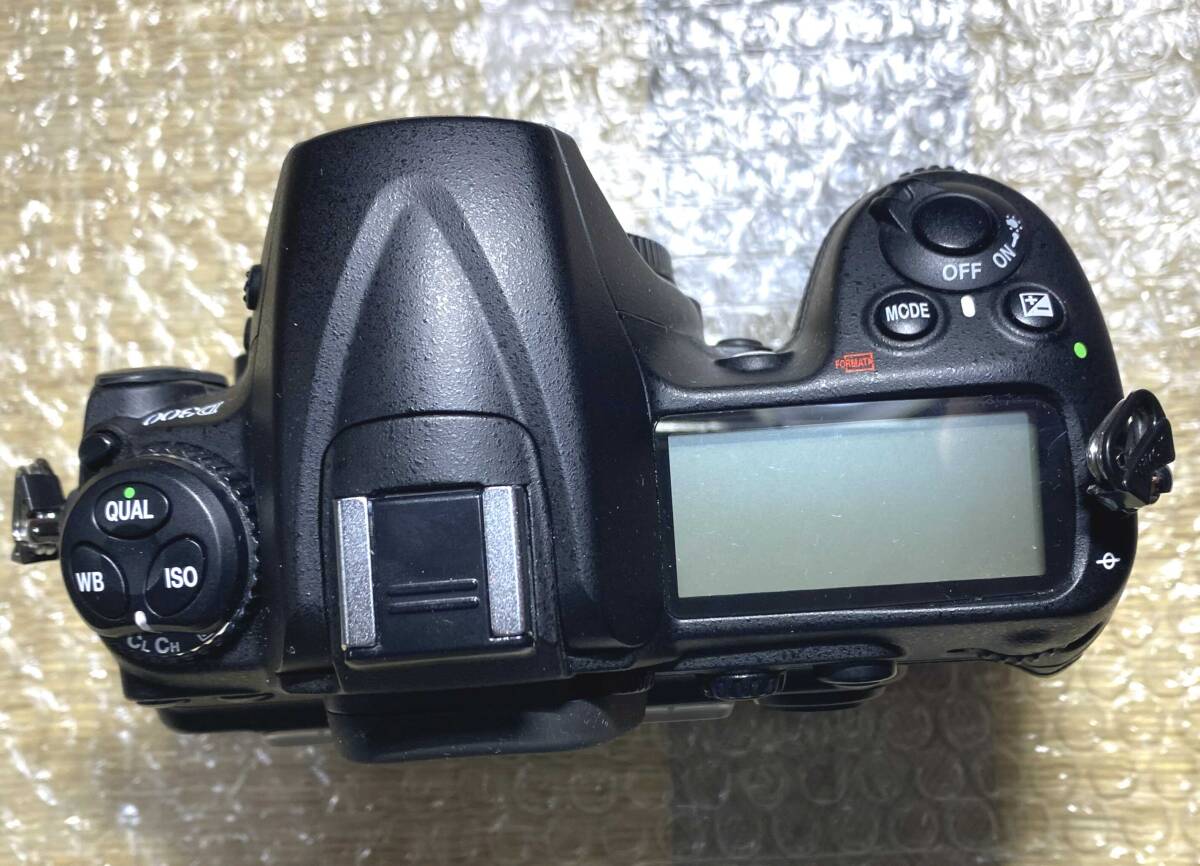 NIKON D300 デジカメ ボディ 説明書 充電器 バッテリー 中古動作品の画像3