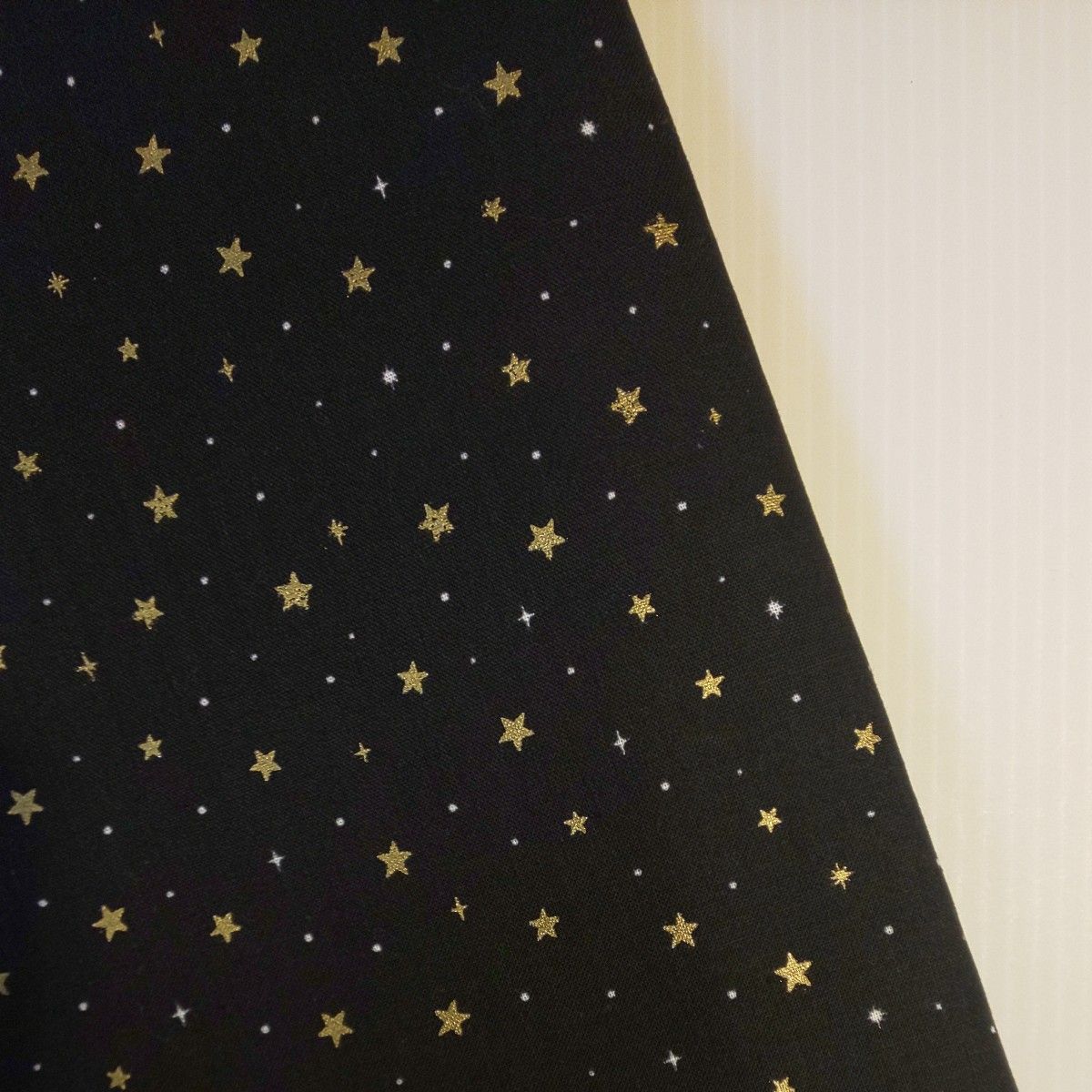 【のりママ様専用】綿100％ コスモテキスタイル シーチング生地 星柄 ブラック 生地巾約108cm×約1m