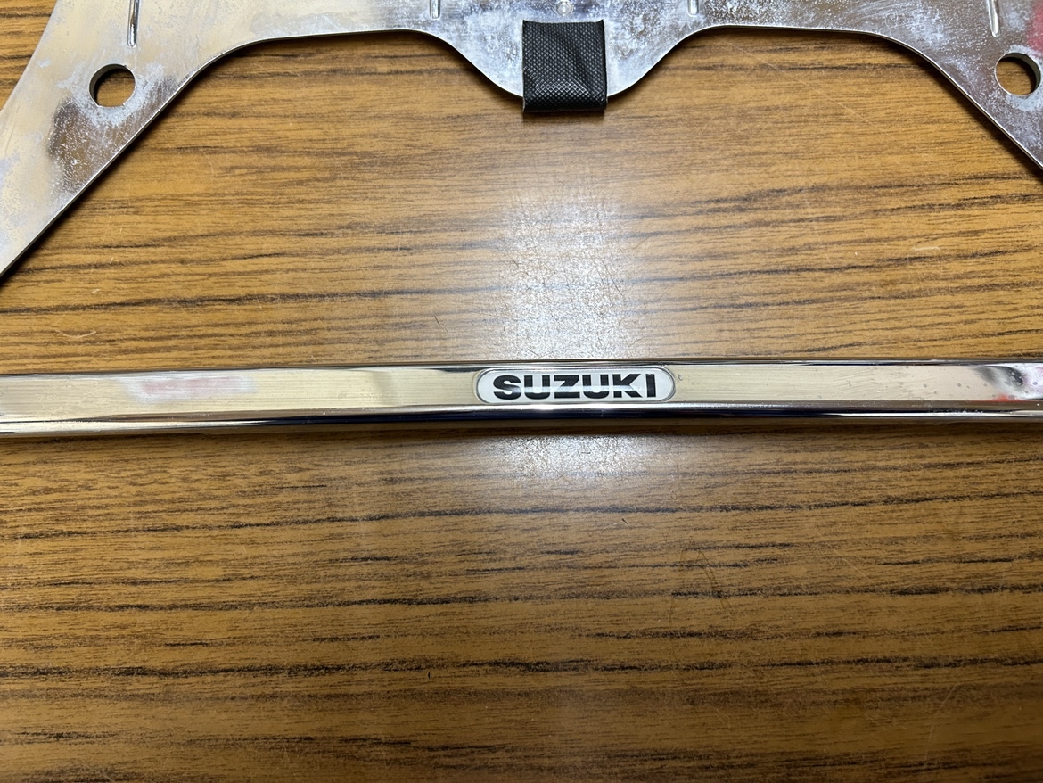 ●●● ナンバーフレーム SUZUKI 2枚セット 純正 ナンバー枠 スズキ K3596藤枝の画像4