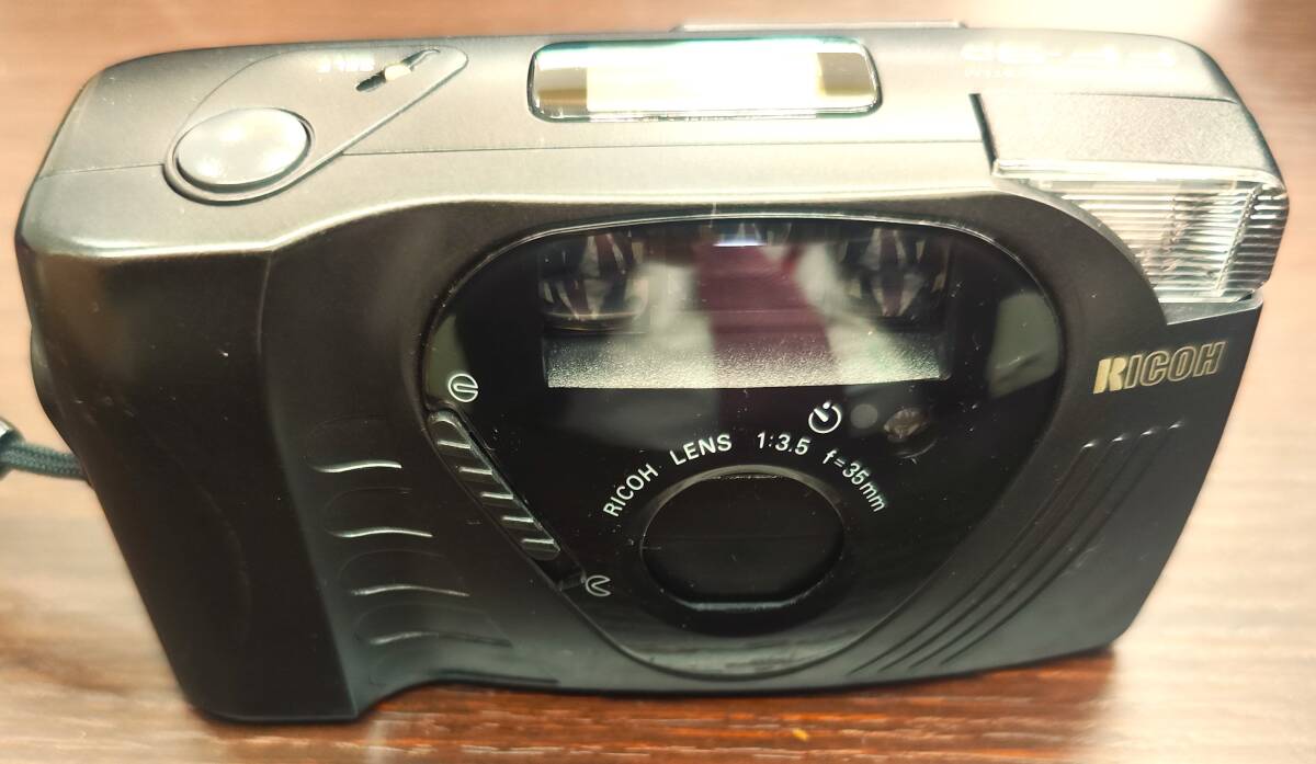 #30 【中古品】【RICOH】フイルムカメラEF-9D 【KONICA】 フイルムカメラＣ35-EF 2台 現状品の画像3