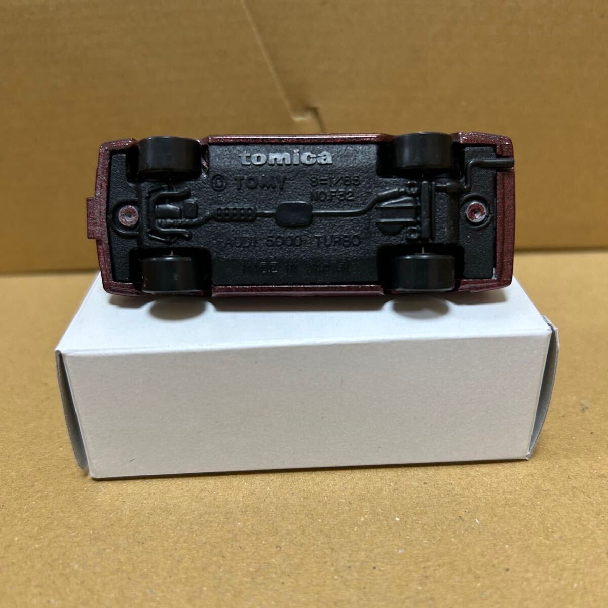 031903 トミカ ヨーロッパ輸出 F32-2-2アウディ 5000ターボ Pocket Cars 日本製 _画像3