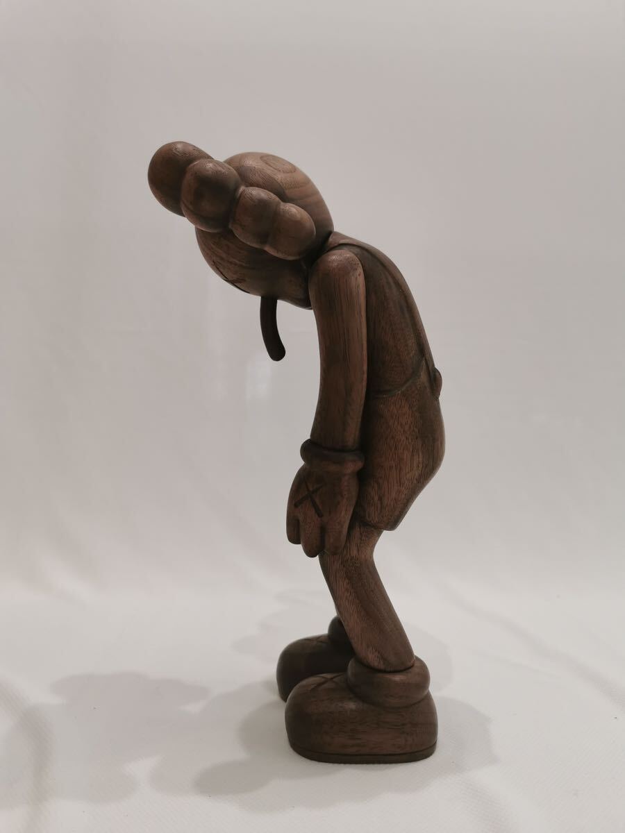 KAWS SMALL LIE WOOD 400%_画像5