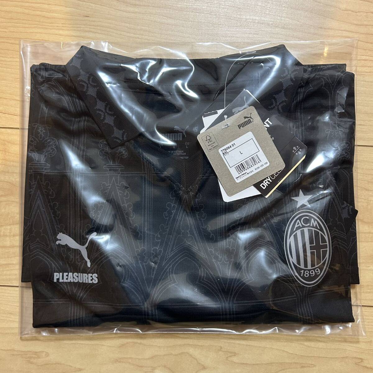 正規品新品タグ付き ACミラン×PLEASURES 23/24 4thユニフォーム 正規品新品タグ付き ACミラン×PLEASURES 23/24 4thユニフォーム