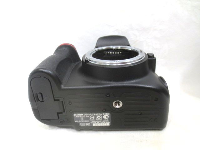 ◆良品 Nikon ニコン 一眼レフ デジタルカメラ D5100 ダブルズームキット DX VR AF-S NIKKOR 18-55mm F3.5-5.6G/55-200mm F4.5-5.6G EDの画像3