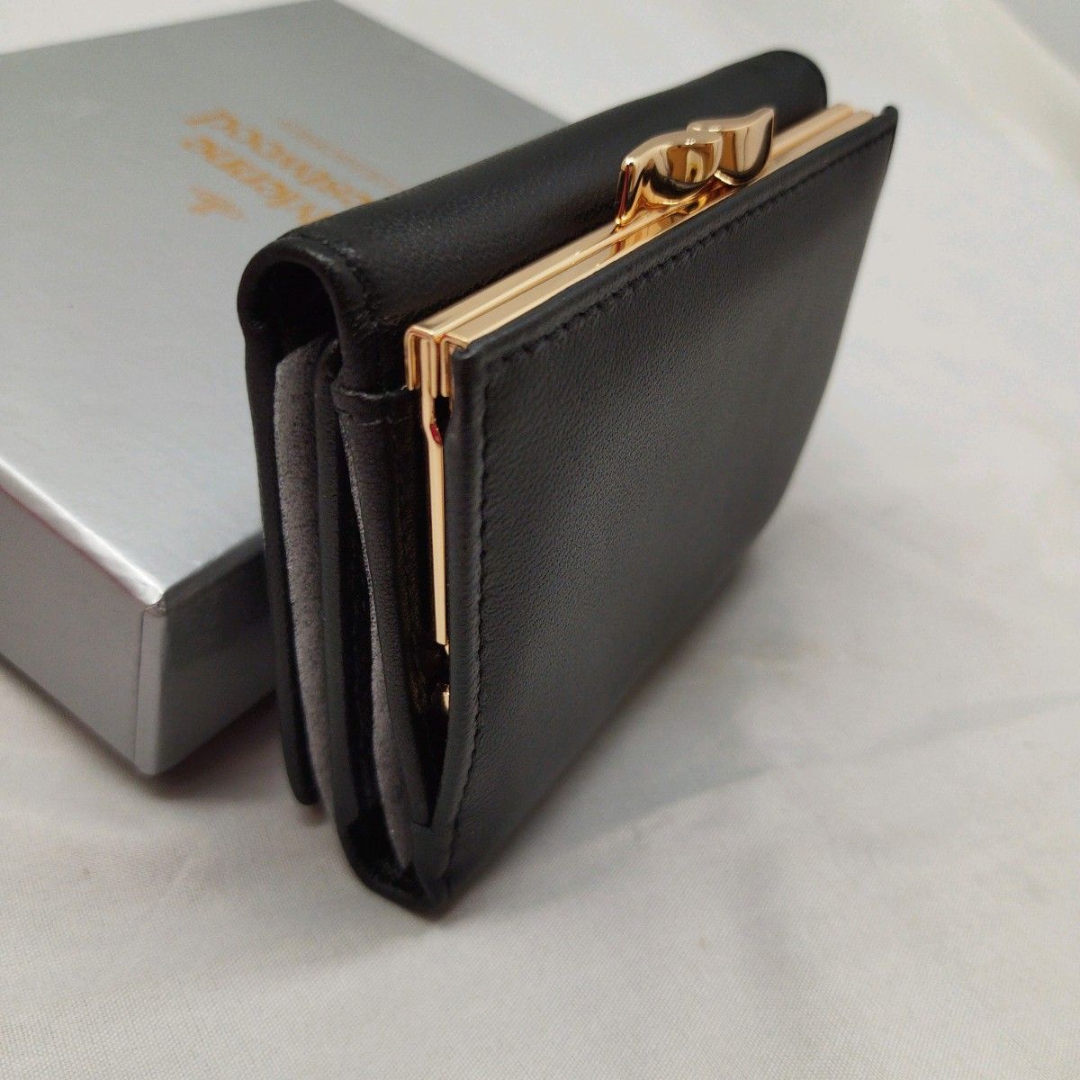Vivienne Westwood ヴィヴィアンウエストウッド 財布 折財布 Vivienne Westwood ヴィヴィアンウエストウッド 財布 折財布