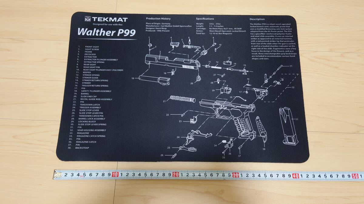 【美品】TEKMAT ワルサーp99分解図仕様 ガンクリーニングマット・滑り止めマット メンテナンス作業やマウスパッド代わりに！の画像3