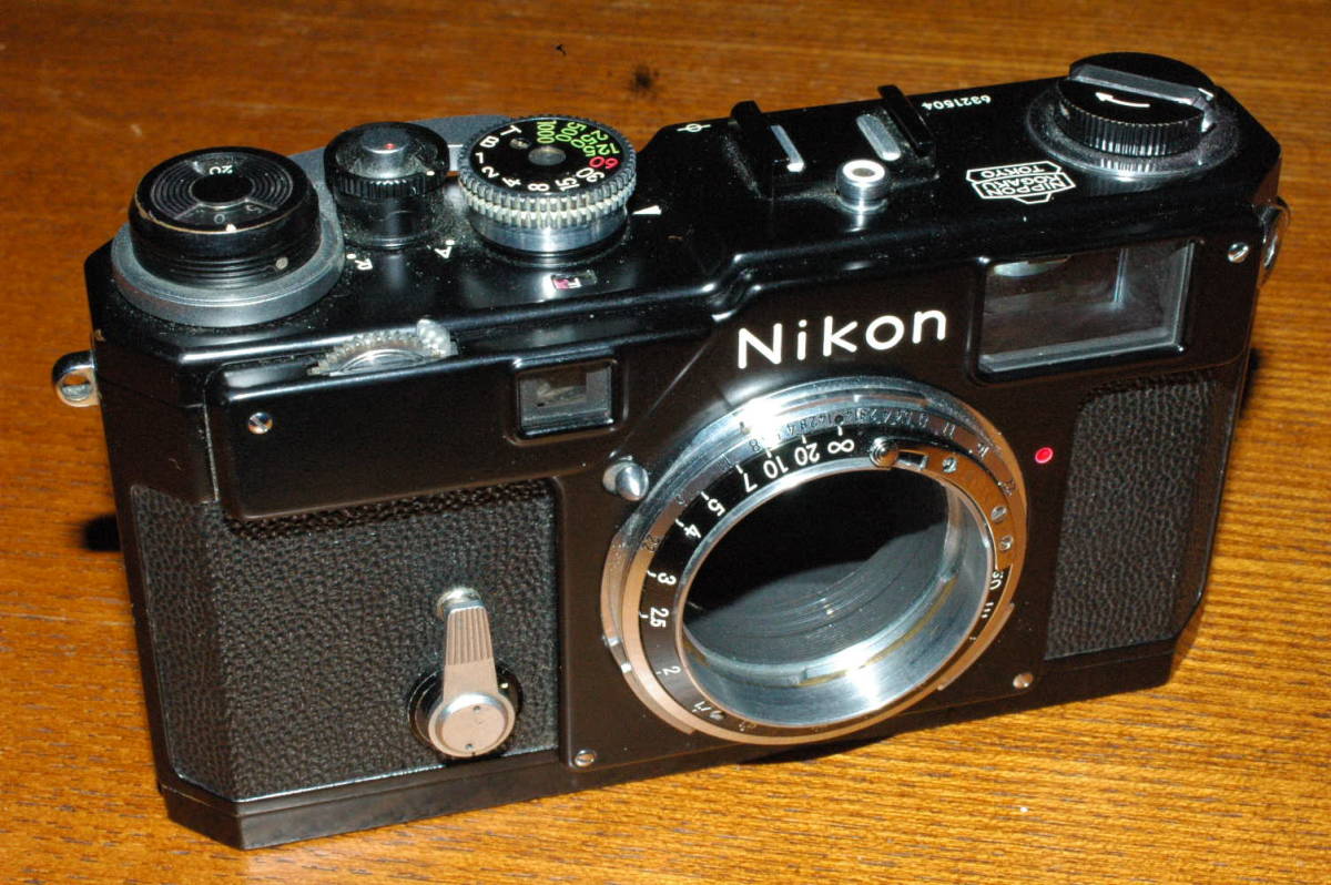 正式的 値下げ交渉歓迎 Nikon Body 極美品 取説のコピー付き Black S3