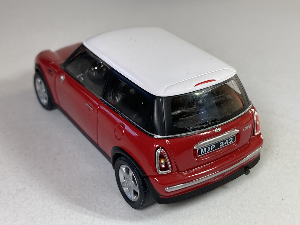 [ジャンク] ニュー ミニクーパー New Mini Cooper 全長約9cm - ホンウェルカララマ Honwell Cararama_画像5