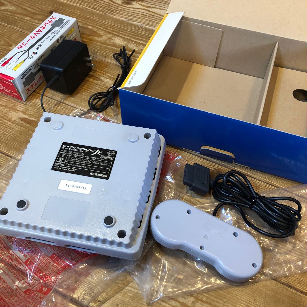 任天堂スーパーファミコン ジュニア スーパーファミコン Jr. 動作確認済 おまけソフト付きすぐ遊べるセットの画像7