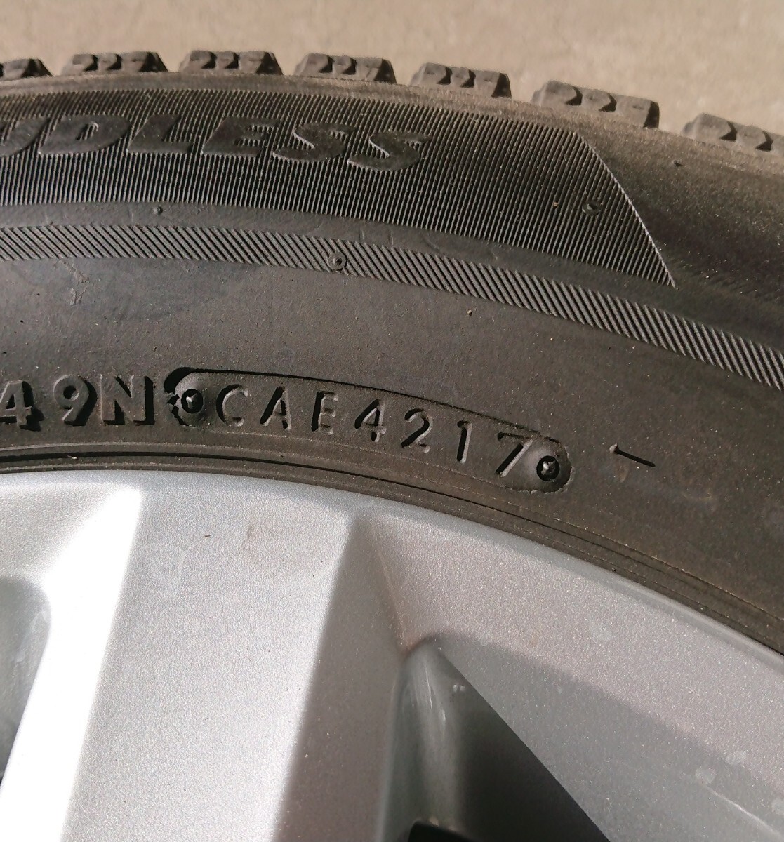 スタッドレス ゴルフ7 Ⅶ BRIDGESTONE BLIZZAK VRX2 フォルクスワーゲン 純正 Volkswagen 195/65R15 ゴルフ ポロの画像9