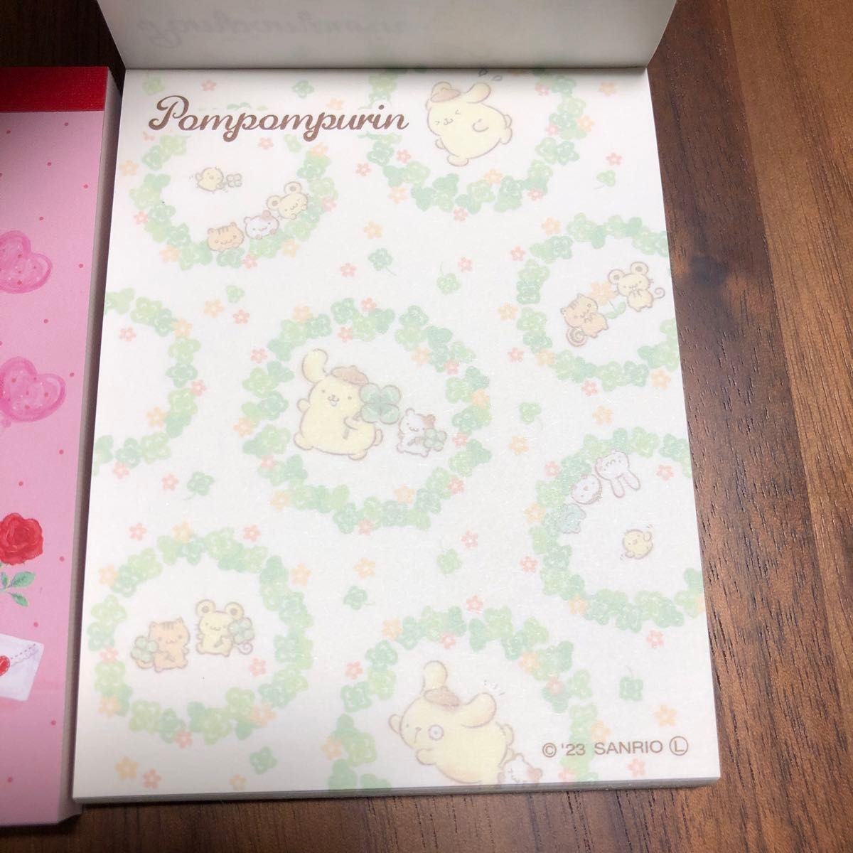 新品　サンリオ　Sanrio メモ帳　チャック袋　3点セット 50周年アニバーサリー　キティちゃん　ポムポムプリン　