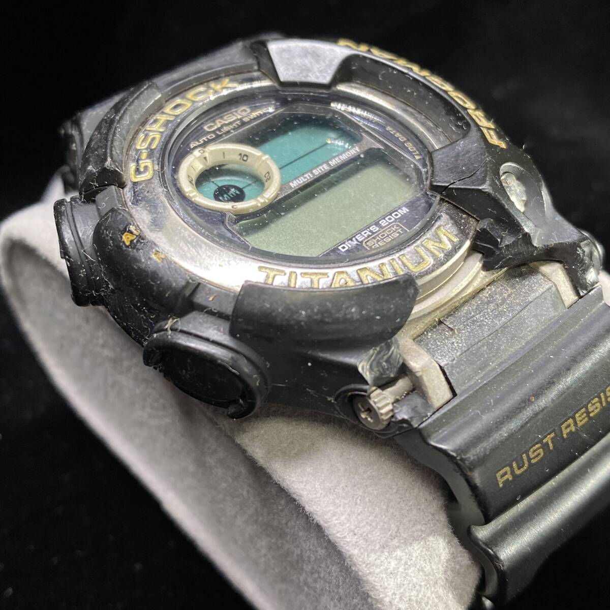 1円～ 6T50860224 CASIO カシオ G-SHOCK Gショック FROGMAN DW-9900 QZ クォーツ ケース割れあり メンズ 腕時計 コレクション 現状品_画像3